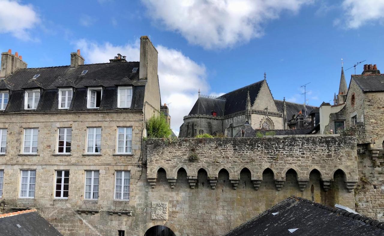 Au Coeur De Vannes - Vue Sur Les Remparts - 2 Ch 外观 照片